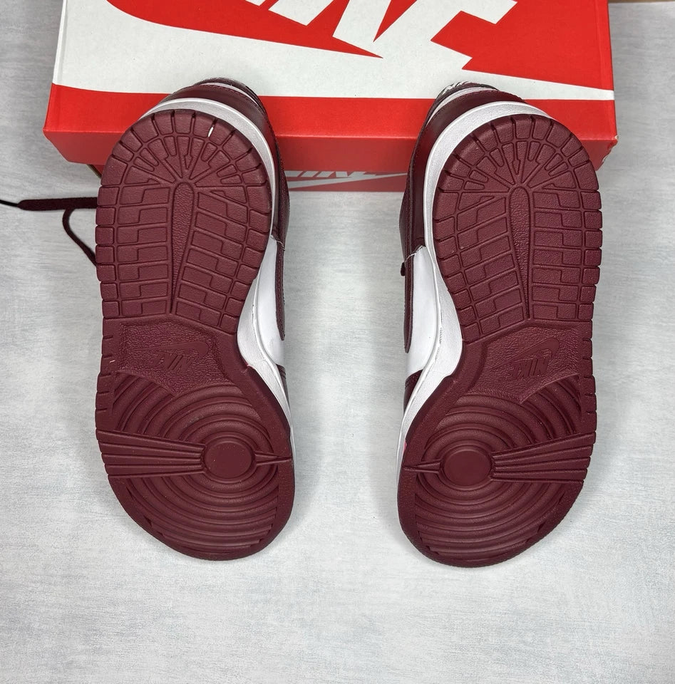 Nike Dunk Low (GS)